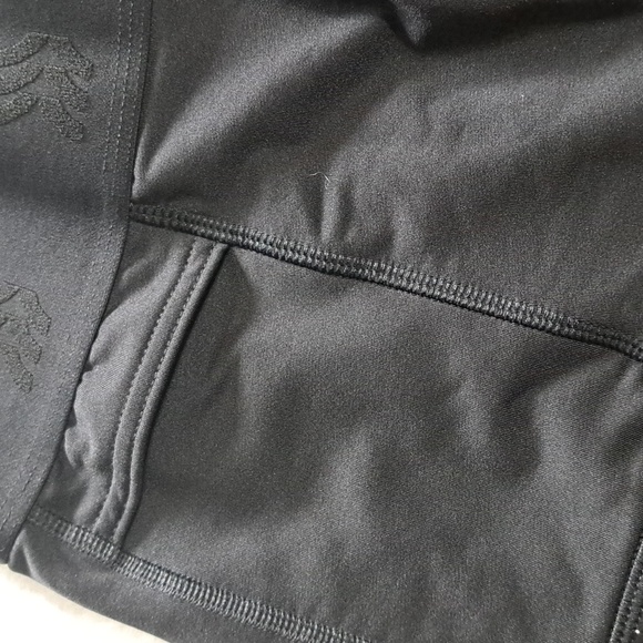 All In Motion - Picture 3 of 7